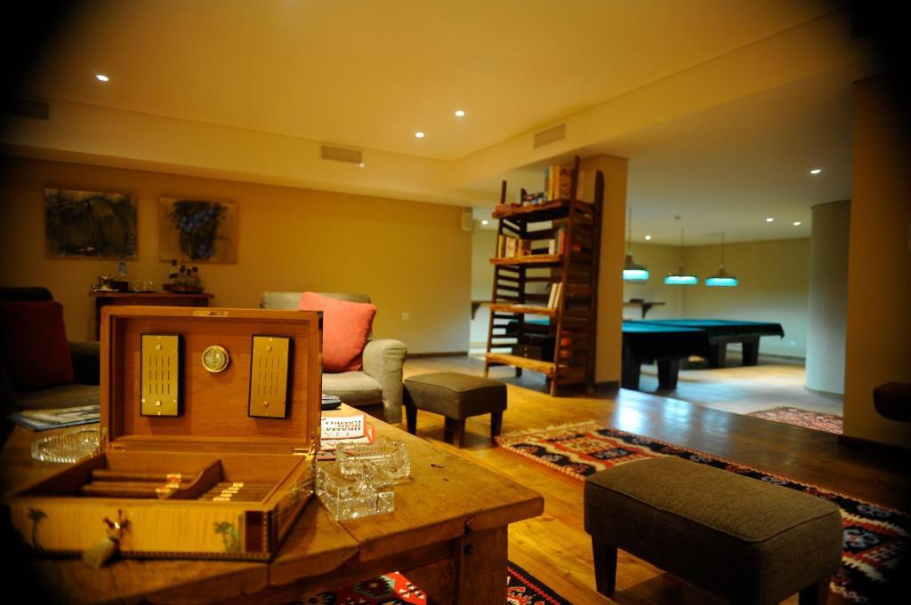 Elatos Resort & Health Club Eptálofos エクステリア 写真